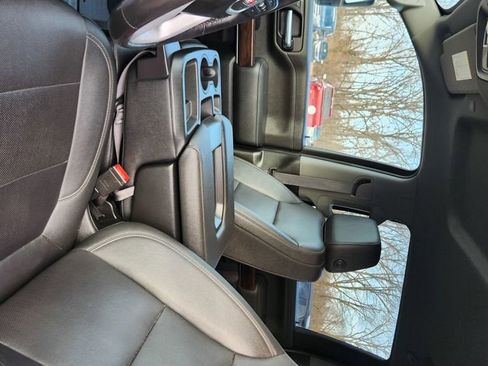 Used 2022 GMC Sierra 2500 SLT AWD/4WD image 25