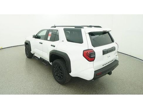 New 2026 Toyota 4Runner SR5 image 5