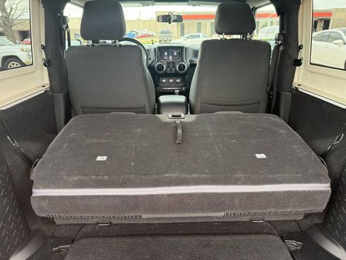 Used 2012 Jeep Wrangler Sport image 14