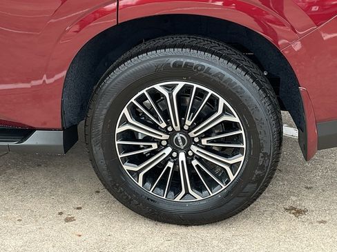 New 2026 Nissan Armada Platinum image 8