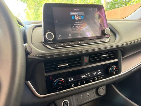 Used 2023 Nissan Rogue SV FWD image 24