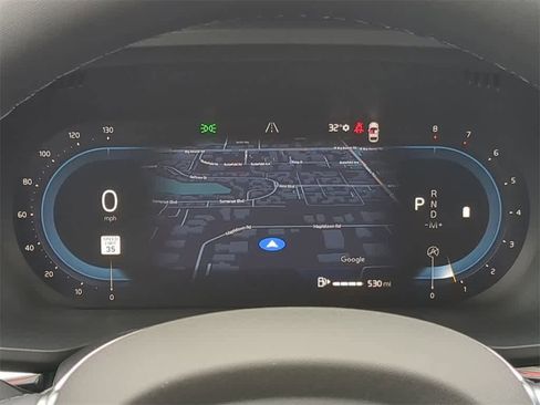 Used 2025 Volvo XC60 B5 Ultra image 32