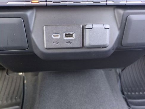 Used 2022 Chevrolet Silverado 1500 RST image 21