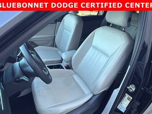 Used 2022 Volkswagen Tiguan SE R-Line image 13