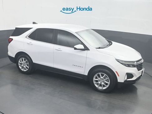 Used 2024 Chevrolet Equinox LT AWD/4WD image 19