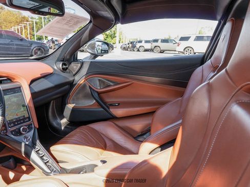 Used 2018 McLaren 720S Luxury image 54