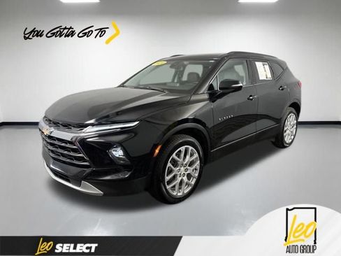 Used 2024 Chevrolet Blazer LT FWD image 1