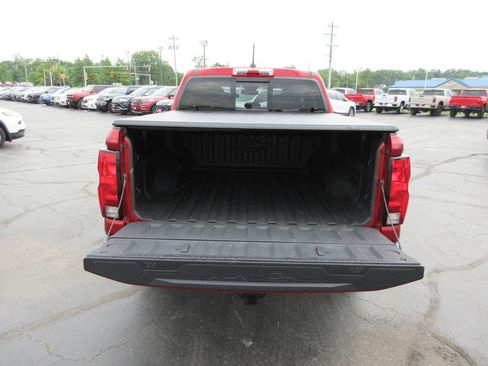 Used 2023 Chevrolet Colorado LT w/ LT Convenience Package AWD/4WD image 9