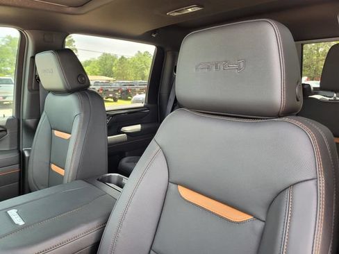 New 2026 GMC Sierra 2500 AT4 w/ AT4 Premium Plus Package AWD/4WD image 22