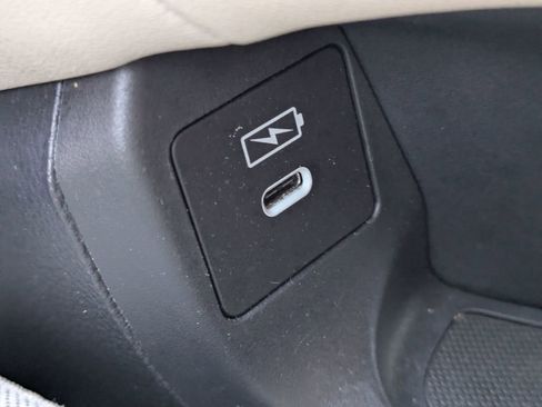 Used 2024 Honda HR-V LX image 26