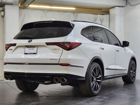 Certified 2022 Acura MDX Type S AWD/4WD image 5