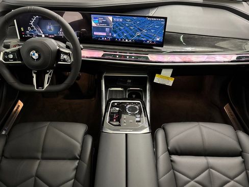 New 2026 BMW 740i image 15
