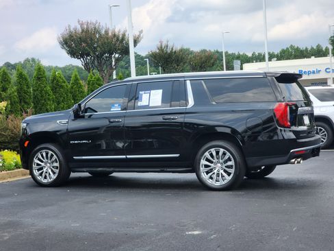 Used 2024 GMC Yukon XL Denali image 9