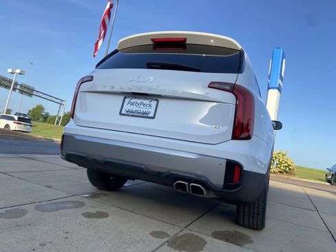 Used 2025 Kia Telluride S AWD/4WD image 59