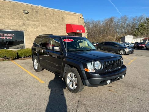 Used 2015 Jeep Patriot Sport w/ Power Value Group AWD/4WD image 3