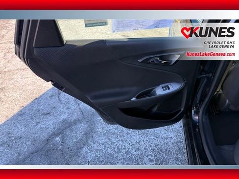 Used 2023 Chevrolet Malibu LT image 15