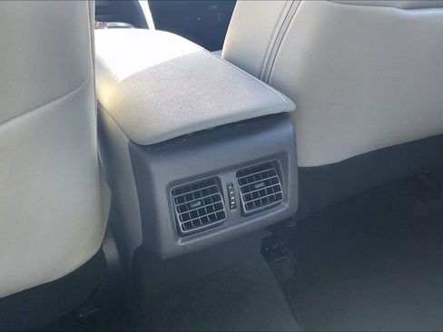 Used 2023 Toyota Camry XLE w/ Navigation Package image 10