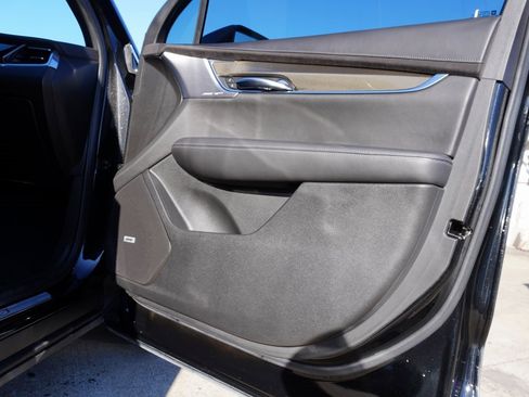 Used 2020 Cadillac XT6 Premium Luxury w/ Platinum Package image 25