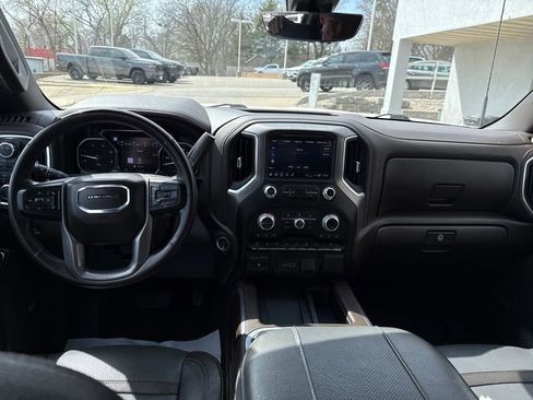 Used 2023 GMC Sierra 3500 Denali w/ Denali Ultimate Package AWD/4WD image 15
