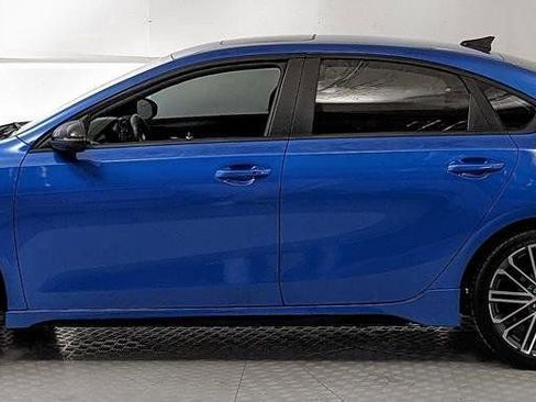 Used 2024 Kia Forte GT FWD image 5