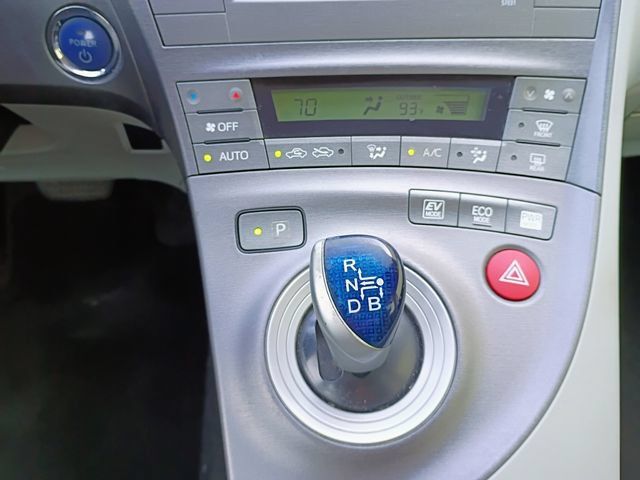 Used 2012 Toyota Prius Two FWD image 40