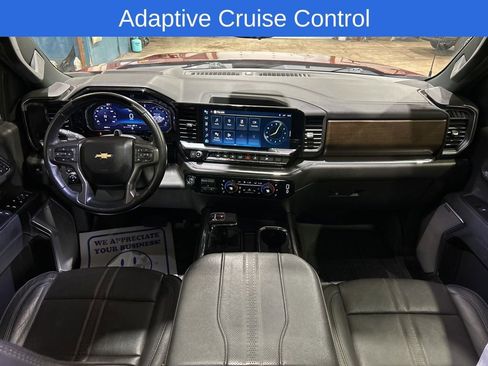 Used 2024 Chevrolet Silverado 1500 High Country AWD/4WD image 2