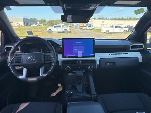 Used 2024 Toyota Tacoma TRD Off-Road w/ TRD Off Road Upgrade Package image 9