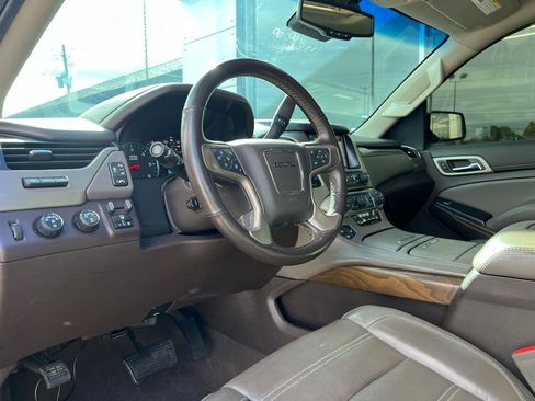 Used 2019 GMC Yukon XL Denali w/ Open Road Package image 54