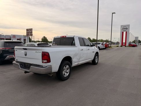 Used 2017 RAM 1500 Classic SLT AWD/4WD image 3