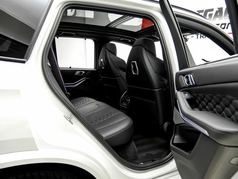Used 2025 BMW X5 M Competition w/ Executive Package AWD/4WD image 50