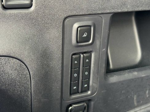 Used 2025 Ford Expedition Active AWD/4WD image 21