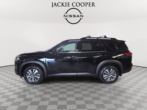 New 2026 Nissan Pathfinder SL w/ Cargo Package FWD image 8