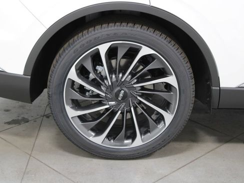 New 2026 Lincoln Aviator Reserve image 13