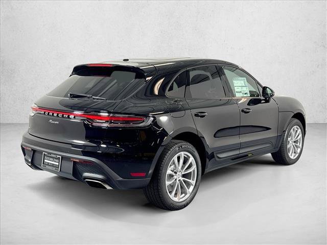 Certified 2026 Porsche Macan Turbo AWD/4WD image 9