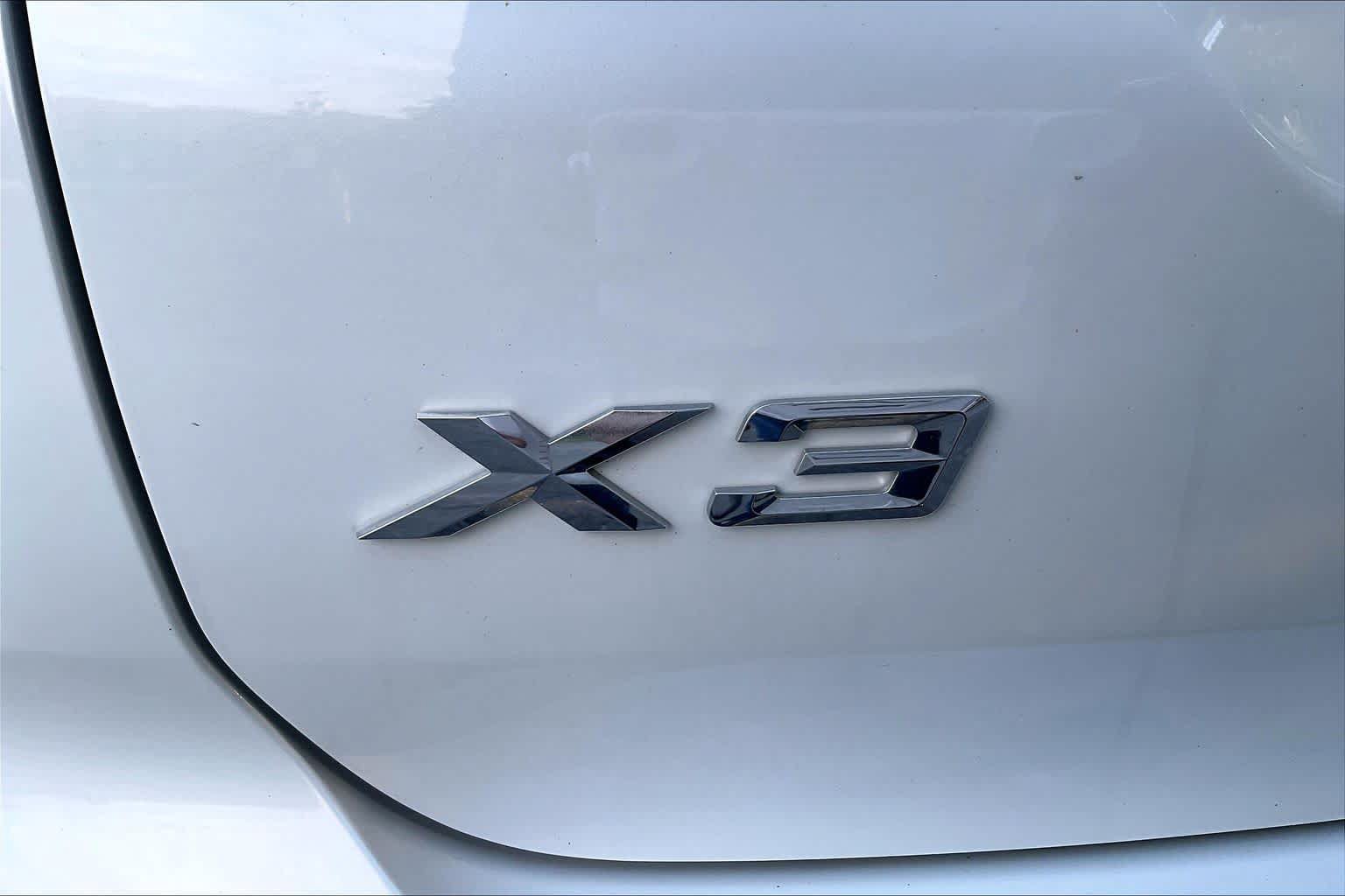 Used 2024 BMW X3 xDrive30i w/ Premium Package w/ZPA AWD/4WD image 9