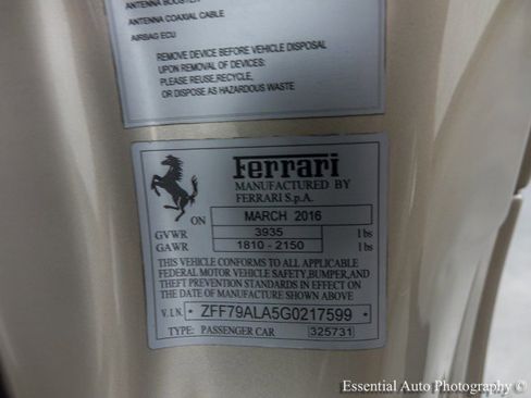 Used 2016 Ferrari 488 GTB RWD image 29