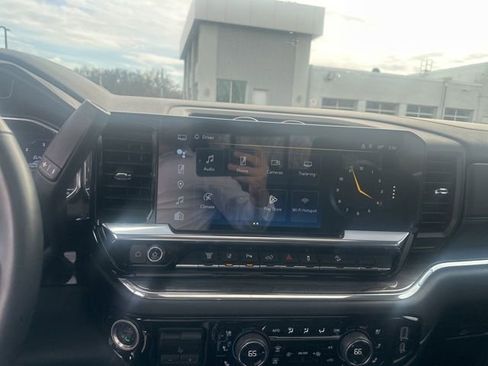 Used 2024 Chevrolet Silverado 3500 LTZ w/ LTZ Plus Package image 29