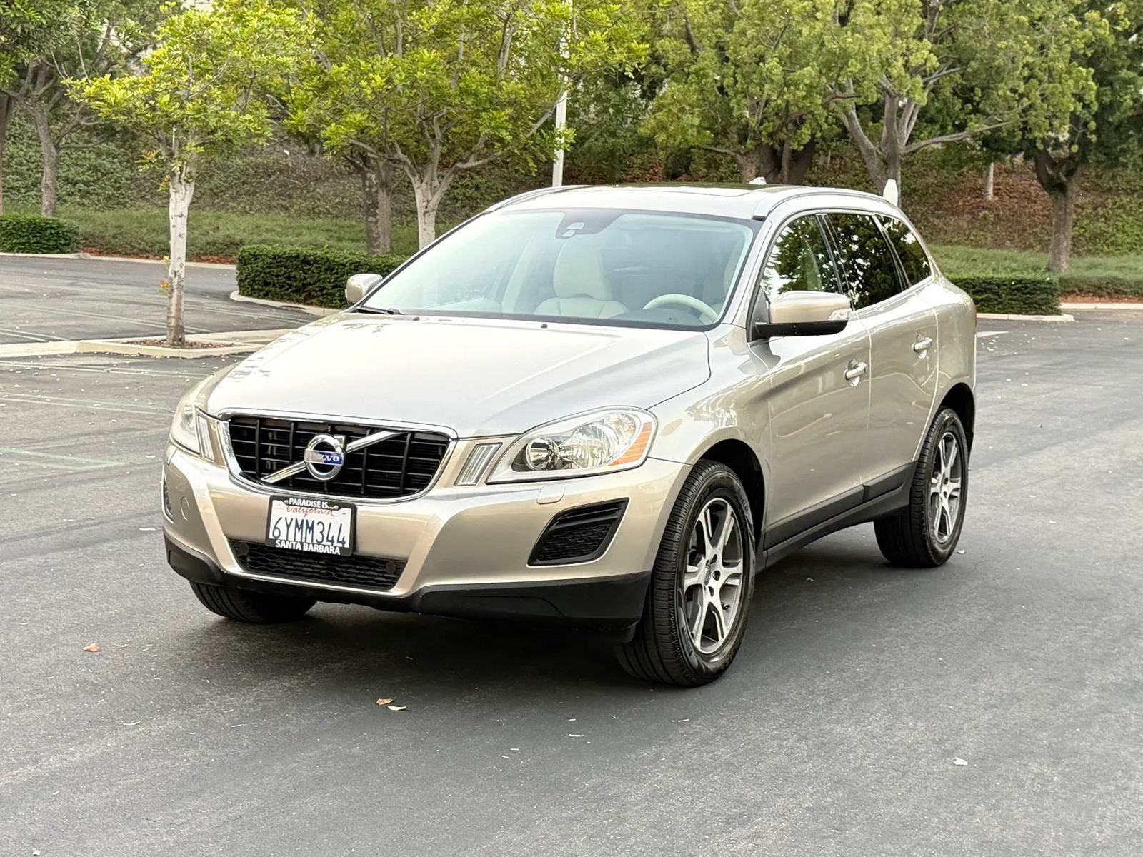 Used 2013 Volvo XC60 T6 AWD/4WD image 8