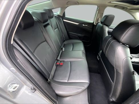 Used 2018 Honda Civic Touring image 20