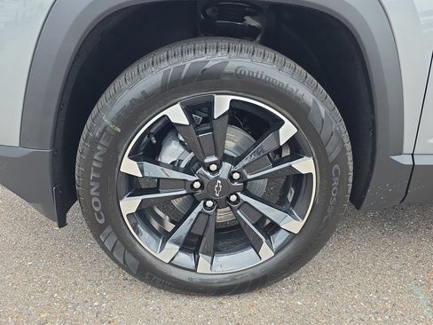 New 2027 Chevrolet Equinox RS w/ Safety and Technology Package AWD/4WD image 9