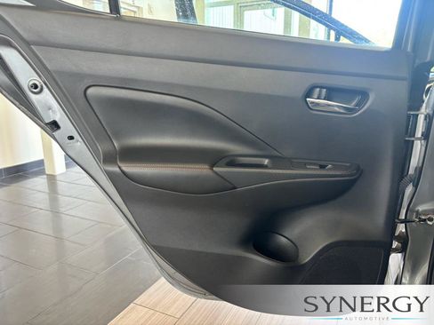 Used 2024 Nissan Versa SR FWD image 20