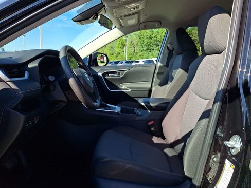 Certified 2025 Toyota RAV4 XLE AWD/4WD image 16