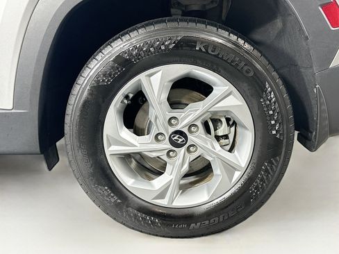 Used 2023 Hyundai Tucson SEL w/ Winter Package image 11