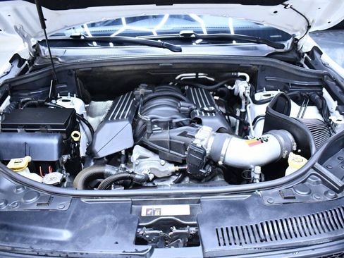 Used 2018 Dodge Durango SRT AWD/4WD image 29