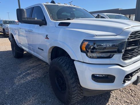 Used 2021 RAM 2500 Limited image 2