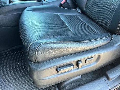 Used 2019 Honda Pilot Elite image 16