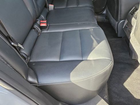 Used 2022 Nissan Rogue SL w/ SL Premium Package image 34