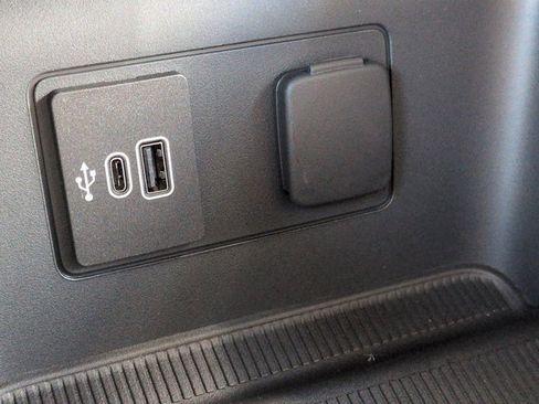 New 2026 Ford Explorer Active w/ Active Comfort Package RWD image 25