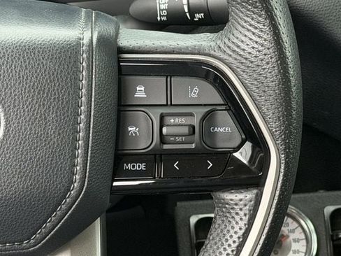 Used 2022 Toyota Tundra SR5 w/ SR5 Premium Package AWD/4WD image 16