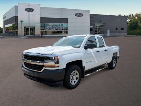 Used 2018 Chevrolet Silverado 1500 W/T AWD/4WD image 1